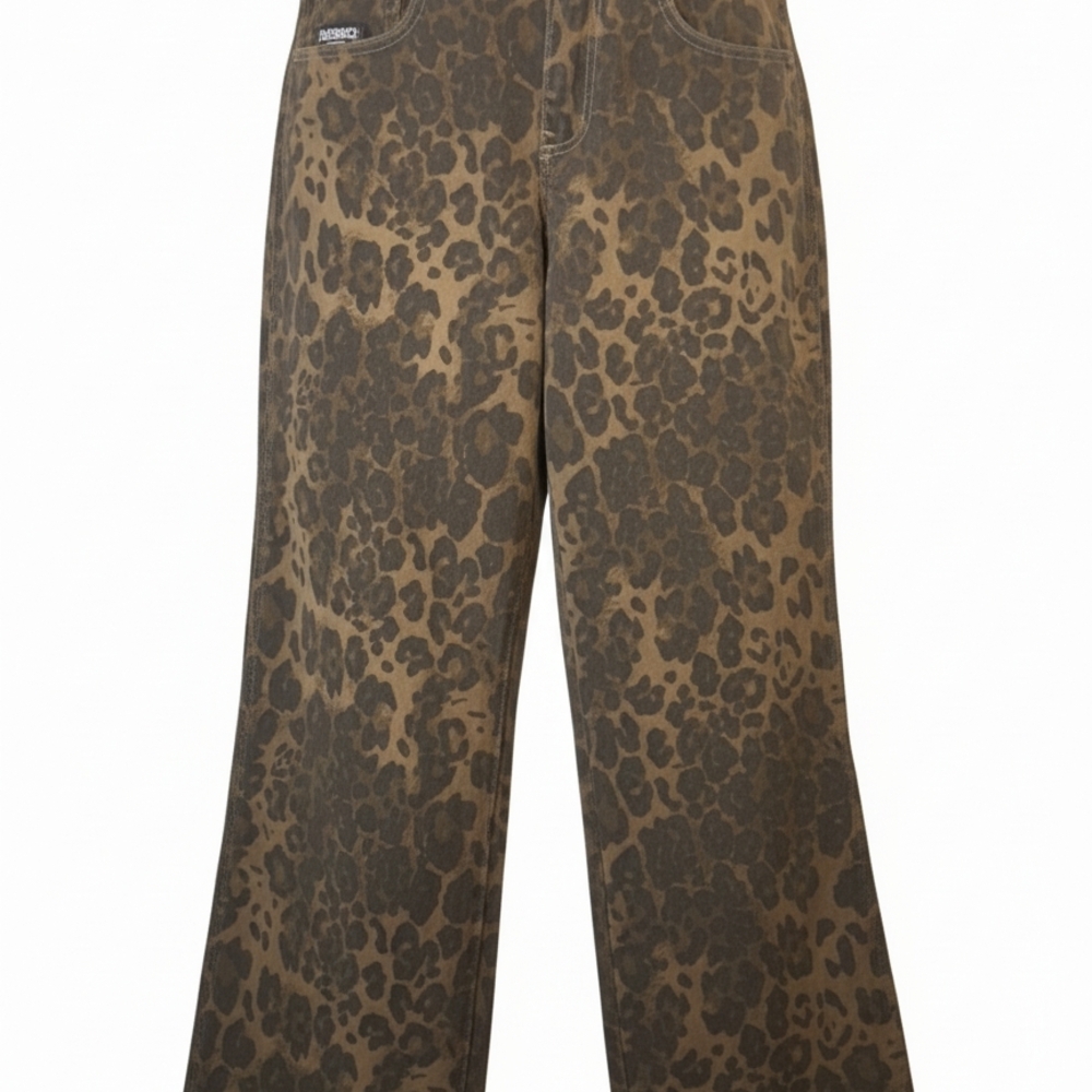 Chic Leopard Print Flare Jeans